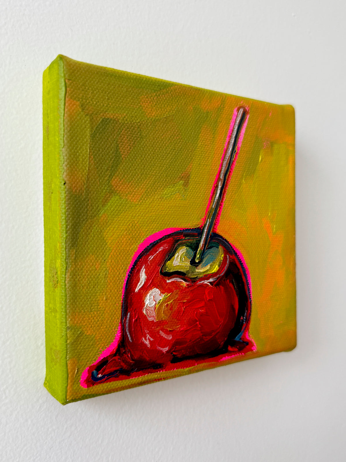 Mini Candy Apple, 5x5 Inch Original