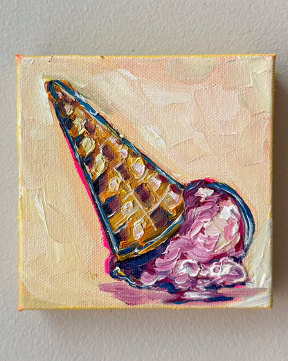 Mini Ice-Cream Cone, 5x5 Inch Original