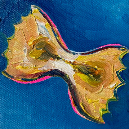 Mini Bowtie Noodle, 5x5 Inch Original