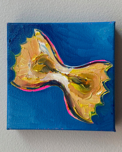 Mini Bowtie Noodle, 5x5 Inch Original